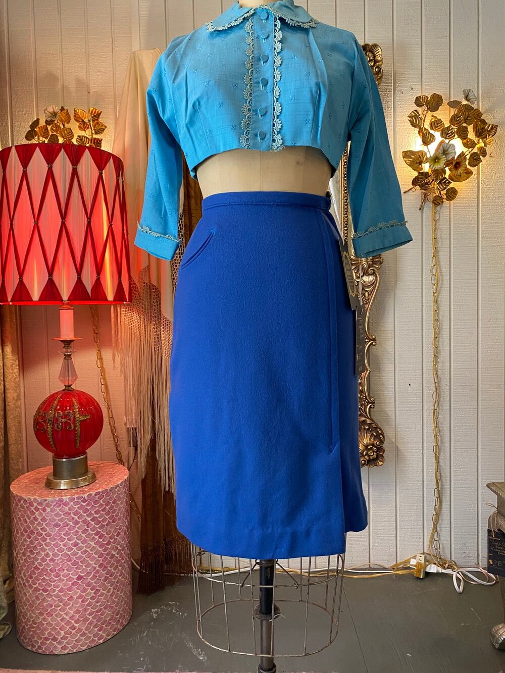 vintage 1940s blue wool pencil skirt, arrow details, high waist, 40s fashion, xs